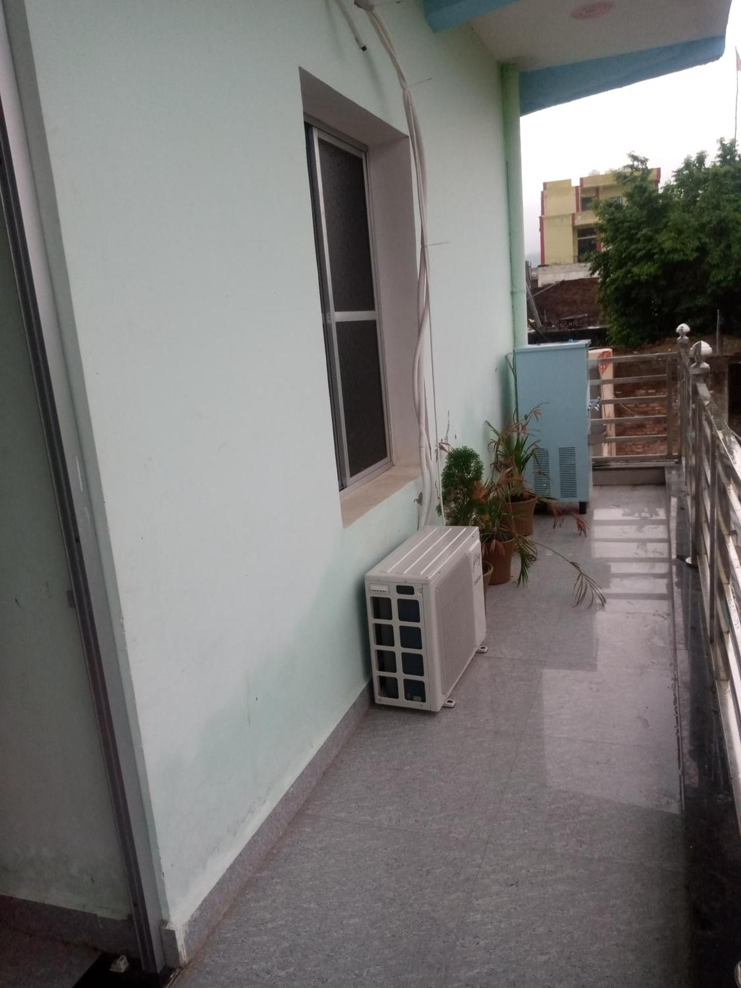 Hotel Parvati Residency Sitapur Muafi Exterior foto